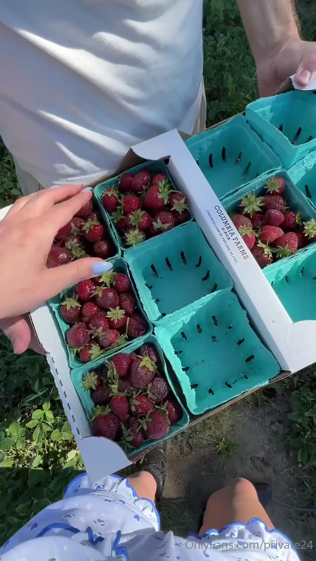 She was a hard worker p s she was selling her ass on internet 