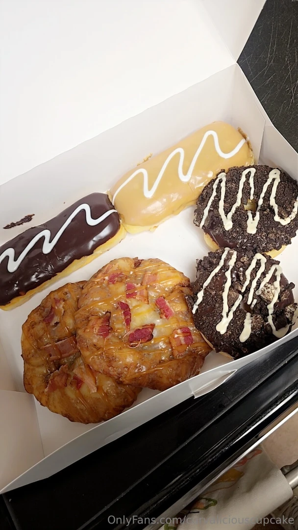 You know i had to celebrate national donut day my chair is so squeaky part 3 