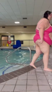 You re not ready for this level of heat 5 stunning and confident fat