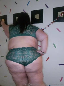 They say christmas is the season of giving so here i am giving you the