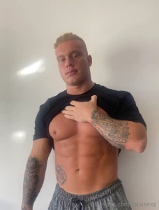 - fedeking is opening the door to his real raw world hardcore workouts part 2