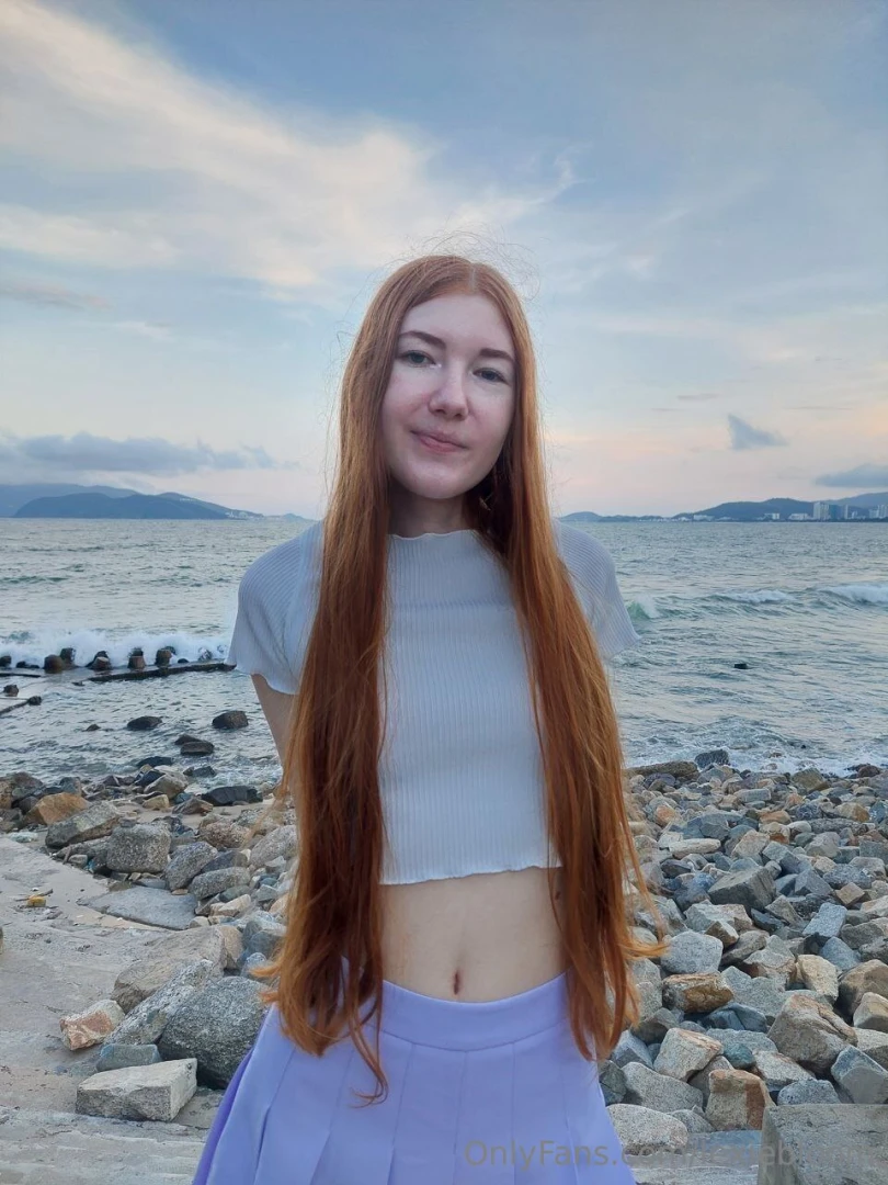I d love to be a mermaid and swim in this sea 