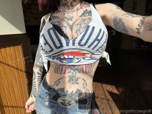 On my break who s gonna be my biggest tipper today if we hit my goal