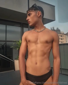 Am i cute enough for you sir i promise i can take it very hard