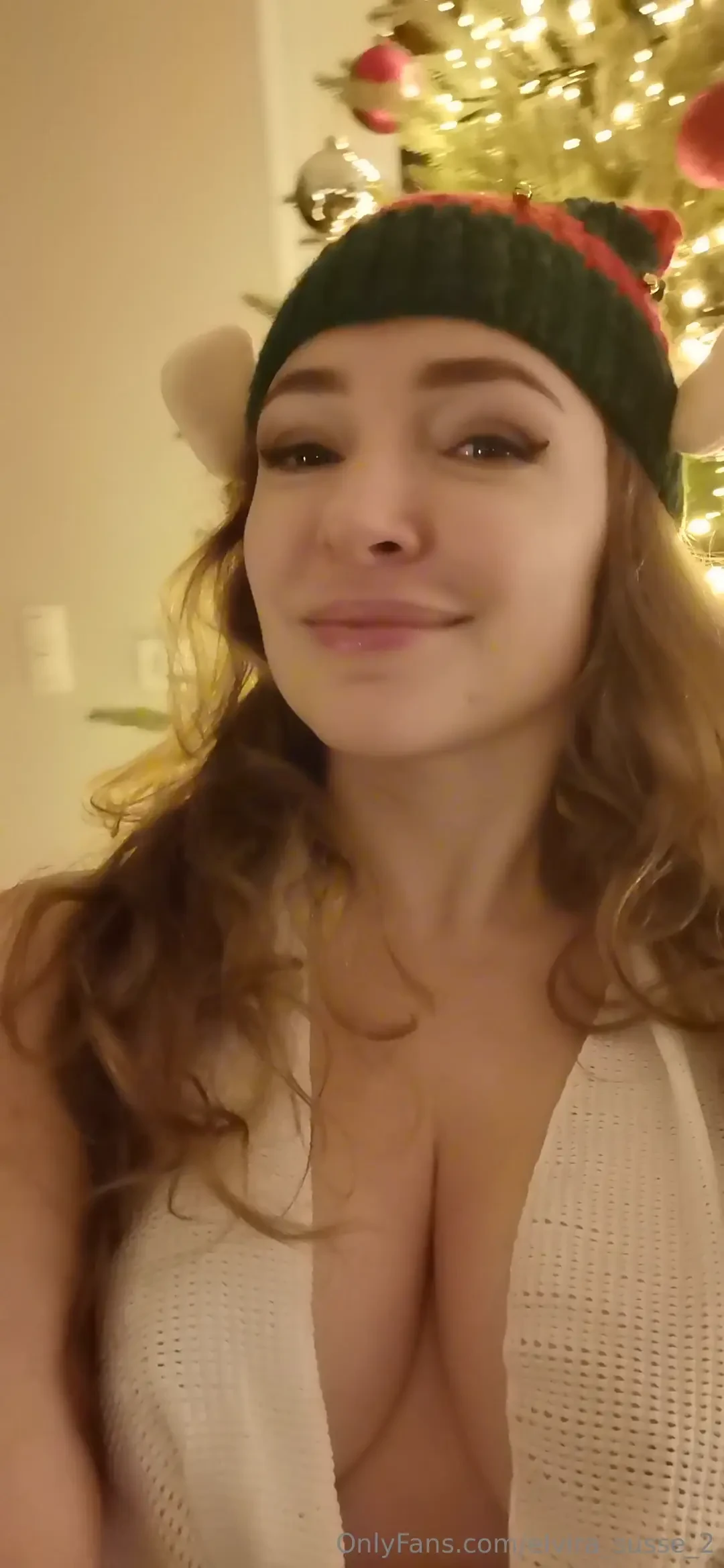 Your elf is ready to help 