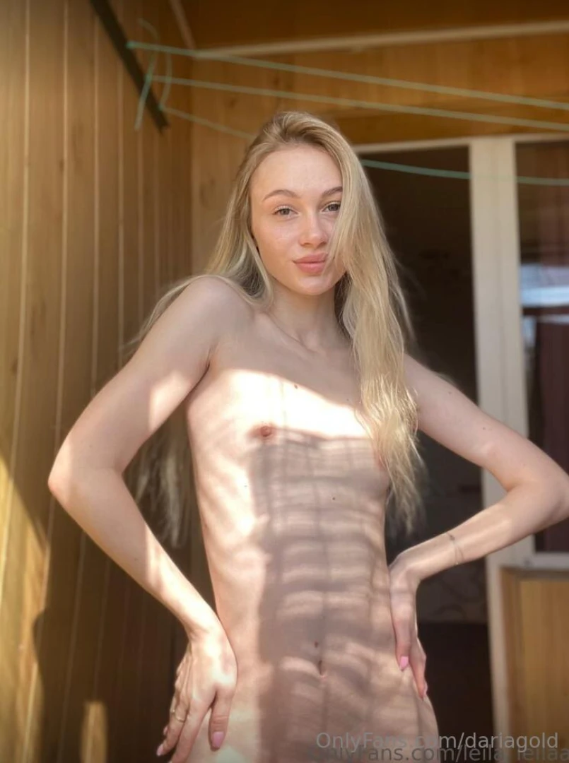 Free sub only this week leila_leilaa we can be good friends or good part 27 