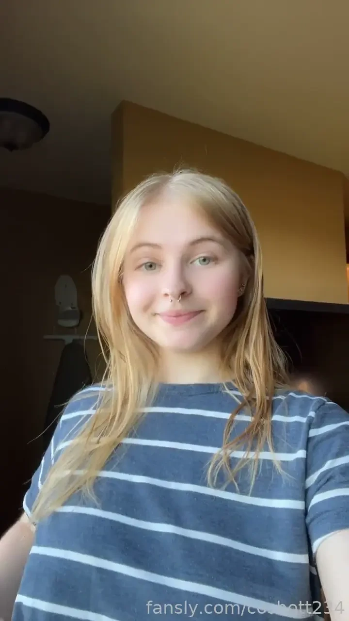 Do you think you d prefer this top off topoff bra lacebra boobs tits 