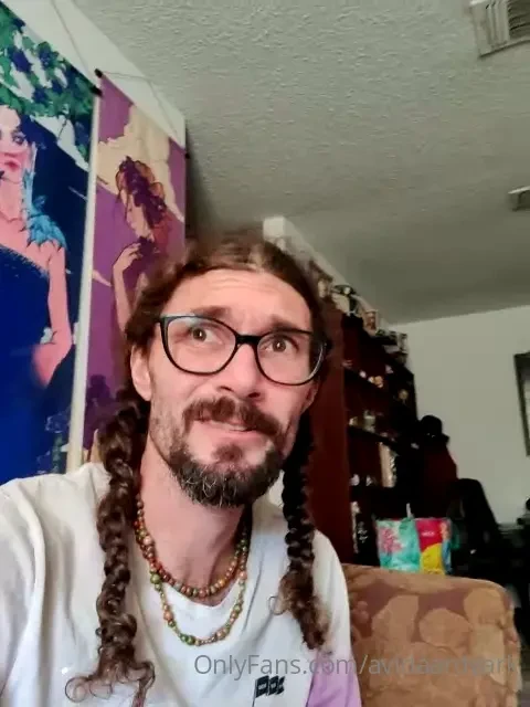 An awkward thank you for my first subscribers 