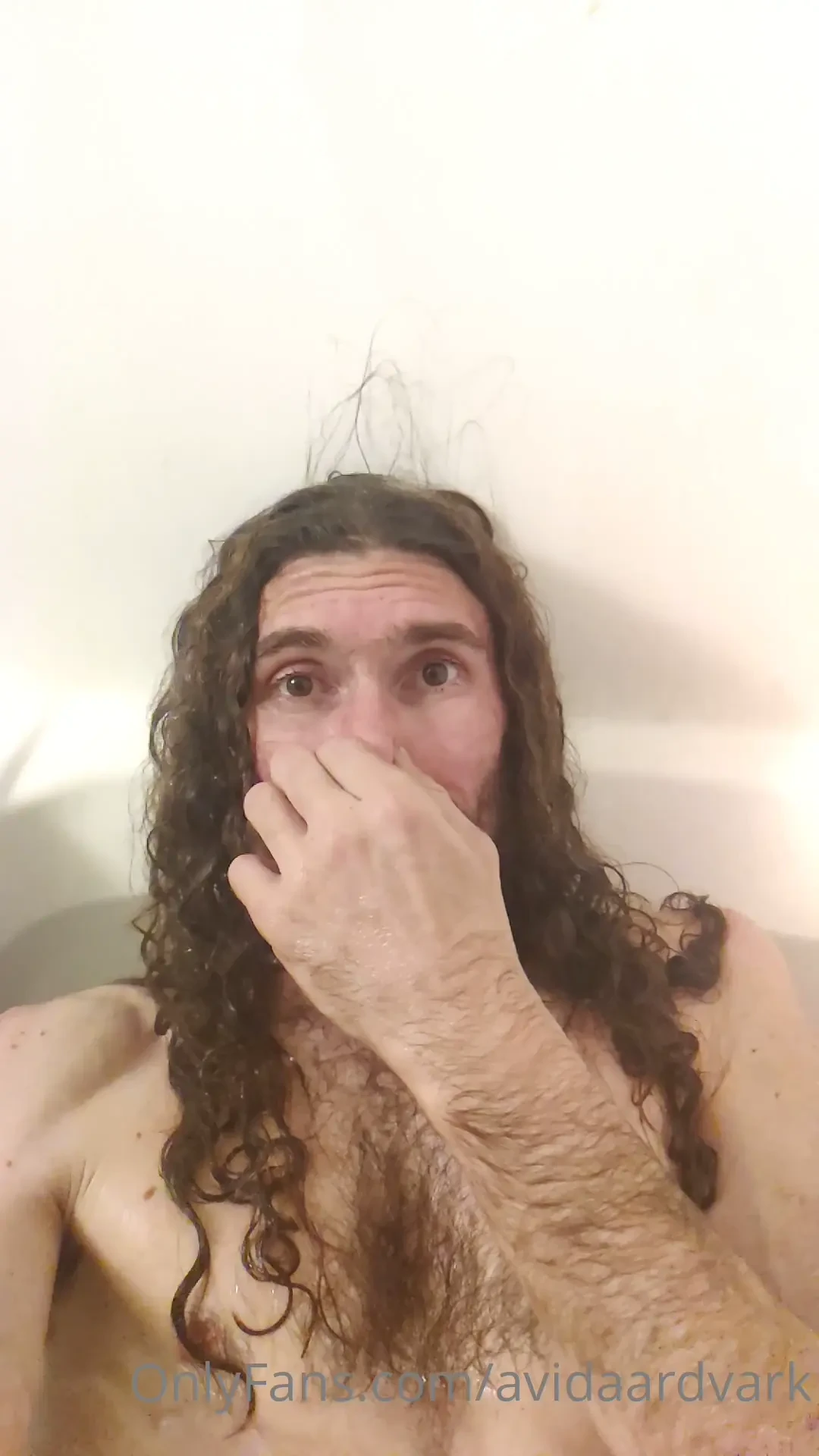 Two vids of me dunking under the bathwater the second i forgot to hold 