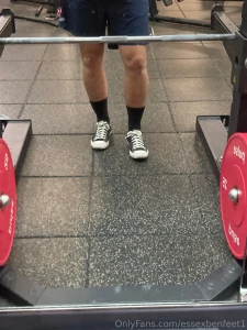 Would you be able to stop yourself from staring at the gym part 2