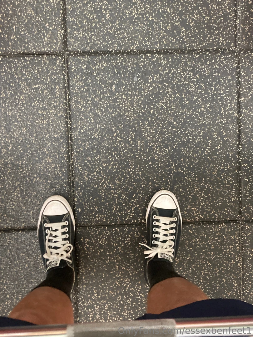 Would you be able to stop yourself from staring at the gym part 3 