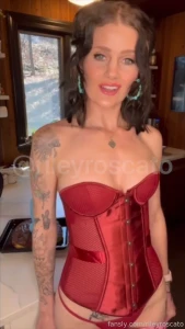 Happy birthday to me i m spoiling you with a sweet and sticky and very