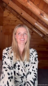 Good boy joi let me strip for you and walk you through exactly how i