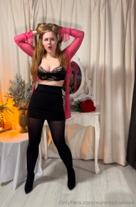Keep scrolling as it gets naughtier part 6