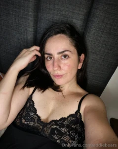 Hey babes here is another smoke show creator check her out https