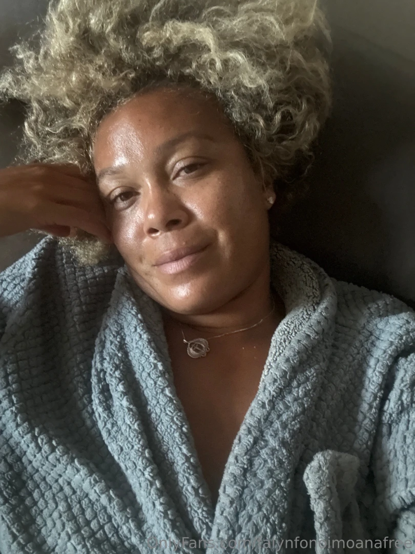 Good morning bae it s a slow day talk to me 