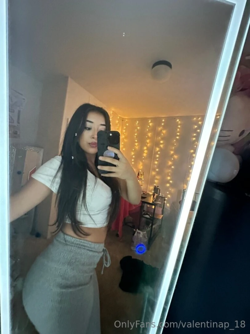 Don t mind the messy room 
