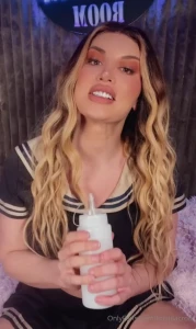 Omg i made a lube i made a fucking lube i am going into production i m