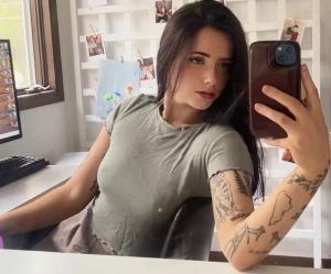 Working and the ac is on high can you tell lol