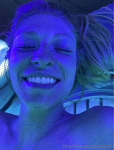 The tanning bed is my favorite part of my day wanna see more message part 3