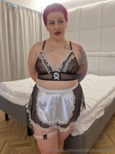 Puspusmiau t ll puumalla on m rk mirri ja sun muna mieless anna siis part 3