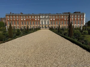 Hampton court once had one of the most magnificent gardens in the part 2