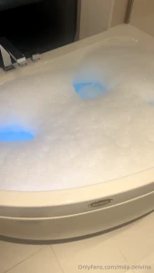 This is how i relax a sauna session to glow followed by a jacuzzi bath