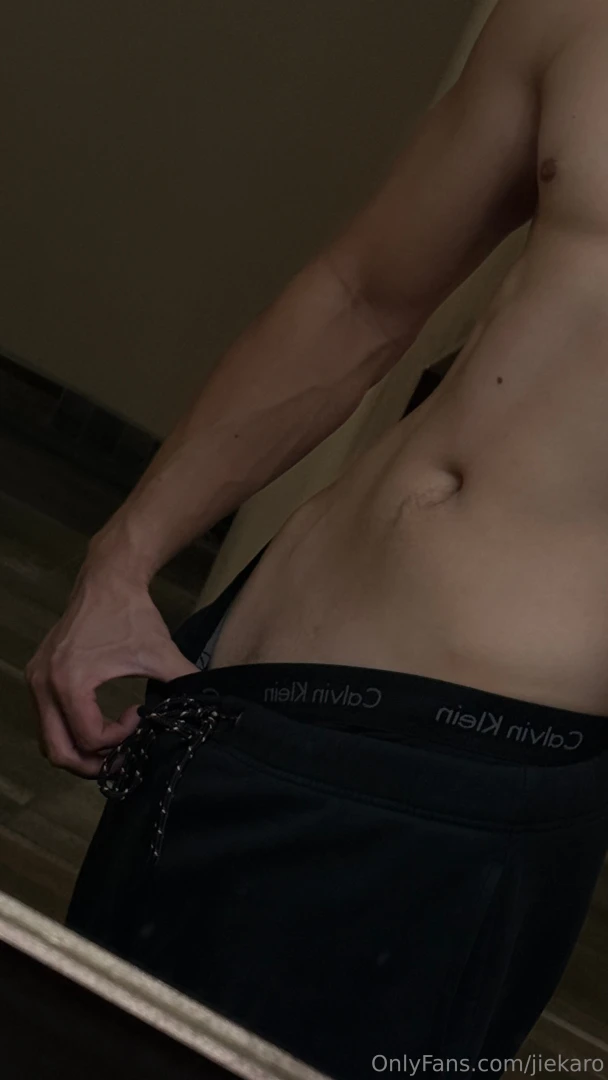 Cum pull it all the way down for me 