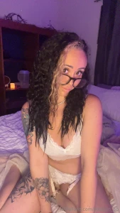 Who wants to video daddy cum dinal part 3