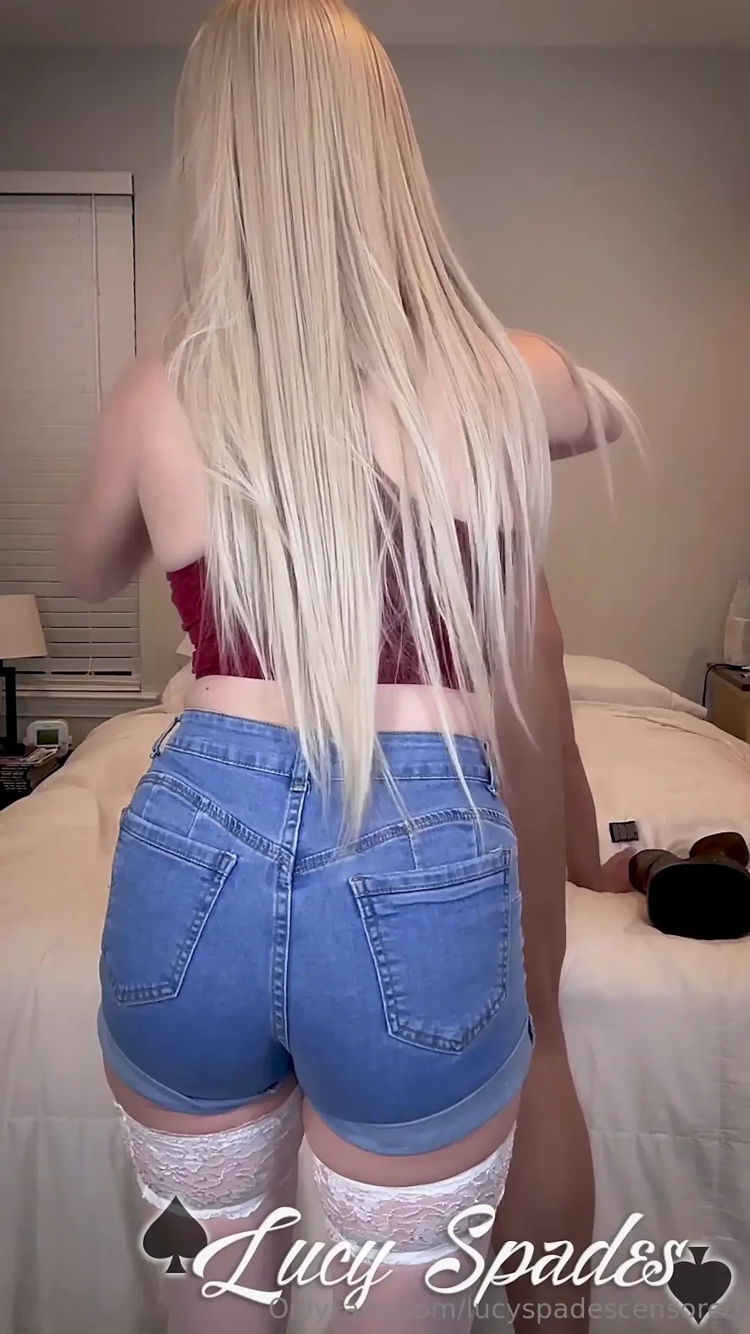 Cute little behind the scenes of me getting my little bitch ready for 