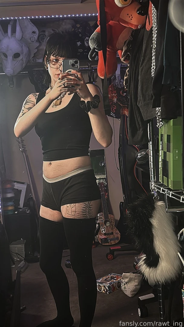 I wnna step on sum1s throat alt goth trans nonbinary piercings part 1 