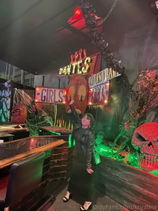 Hey friends sorry for the radio silence i ve been out here living life