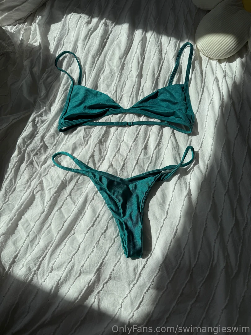 Help me decide which swimsuit color suits your summer fantasies best part 2 