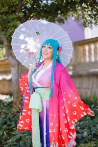 Early light soft curves and no plans to behave what kind of morning