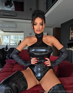 Your rubber queen part 5