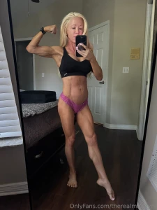 Happy flex friday we made it again lean and shredded today part 2