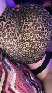 Yall like my cheetah print go get my last video post if you wanna see