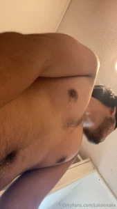 Be sweaty n horny asf after a gym sesh