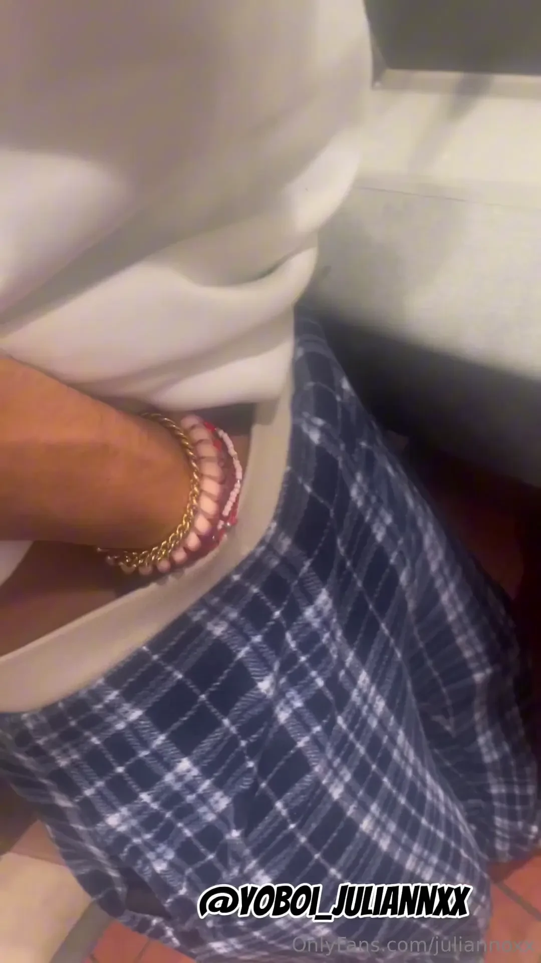 Kissin w yo dl bro ain t finna do nun me n ma dl homie be on shi 