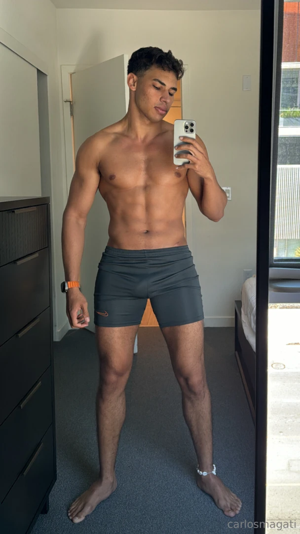 Join me as i celebrate my body and let the confidence shine 