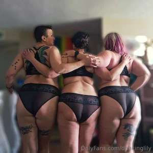 Just burlesque things