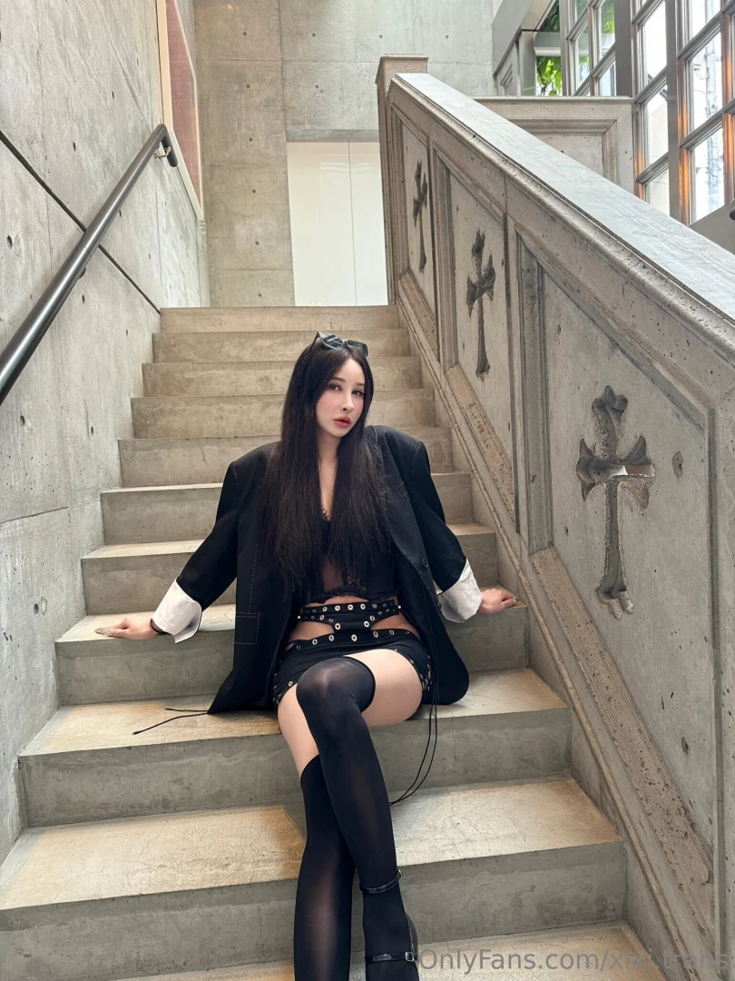 Do i look like a good girl cute now guess again 