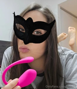 I m accepting proposals to play with my new lush 3 from lovense estoy
