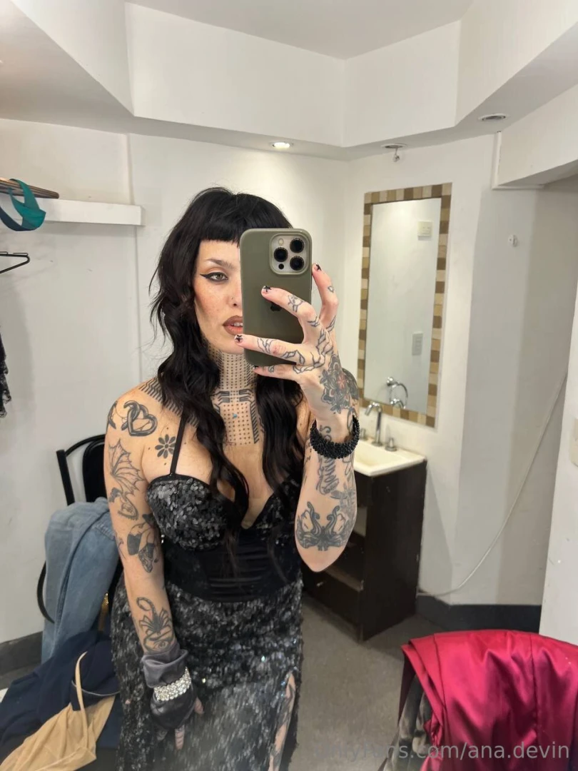 You want to get backstage with me write in the comments part 1 