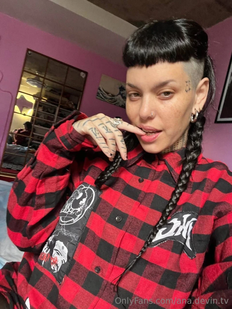 I m seducing you with a gaze do you mind 