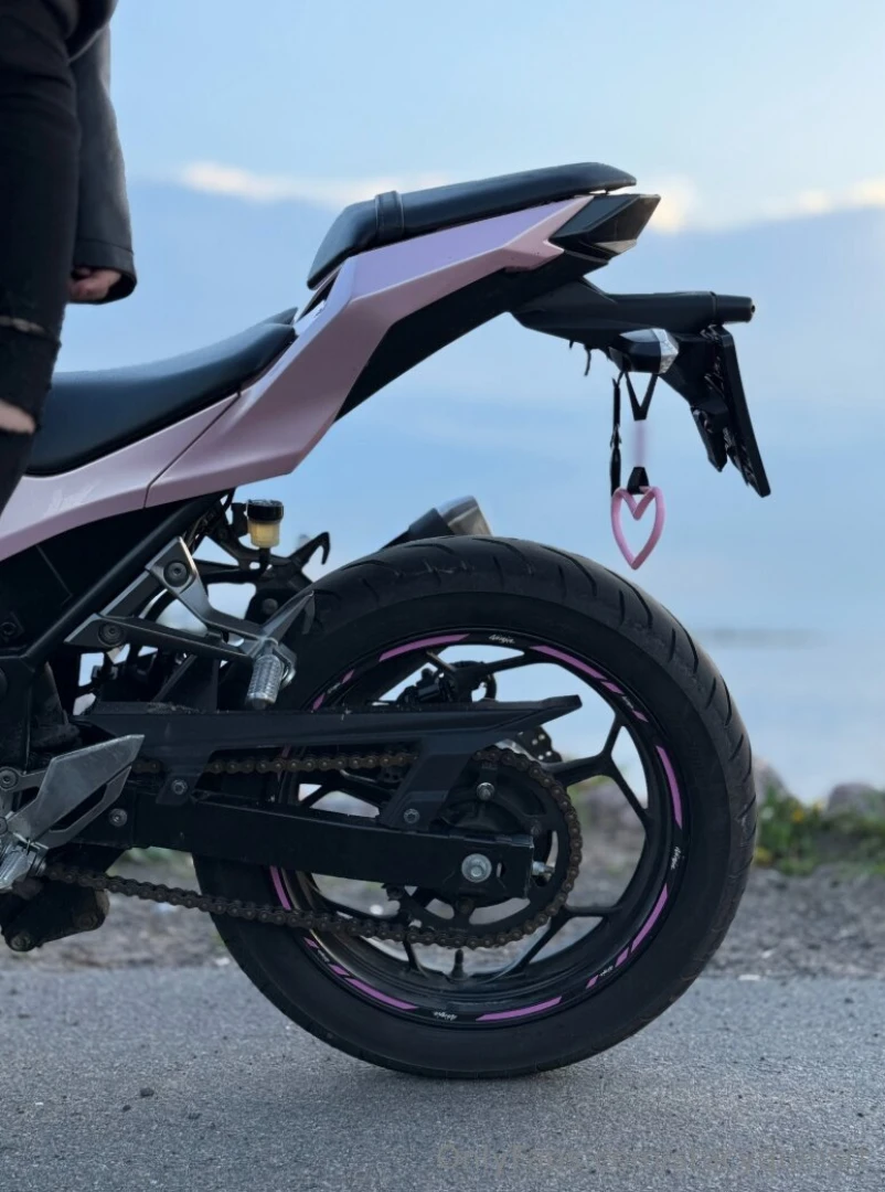 Details matter even when you re speeding past pink heart black steel 