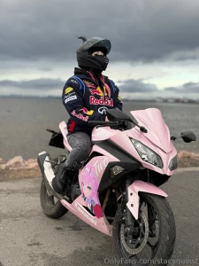 The weather is gloomy - but it only adds to my drive there are no