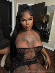 My life here i am waiting for you i think of you what are you waiting