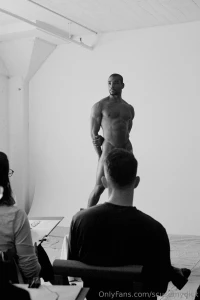 Pics from a figure drawing event i modeled for these aren t erotic or part 4