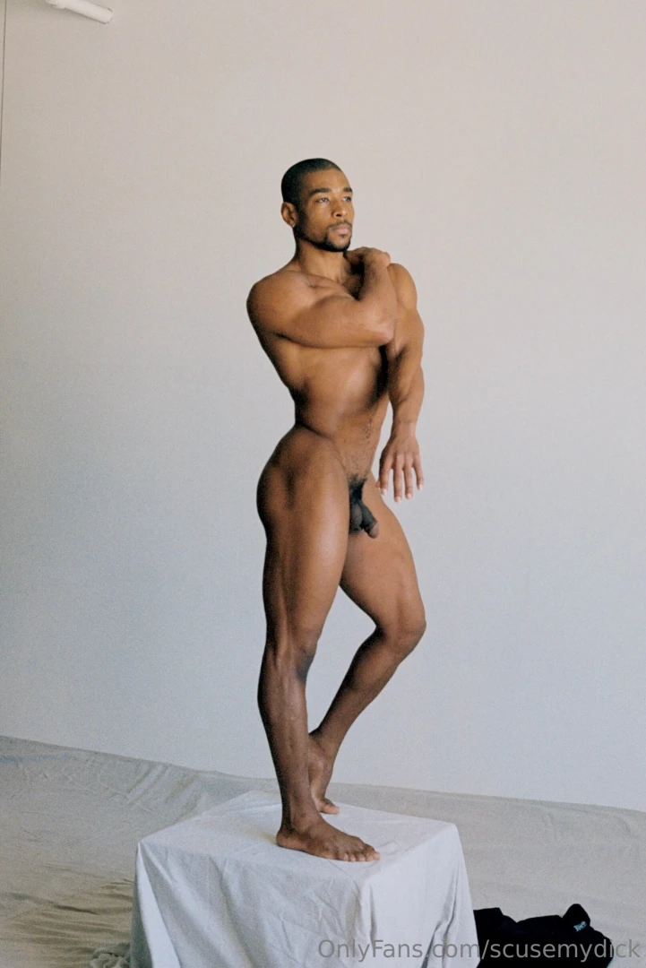 Pics from a figure drawing event i modeled for these aren t erotic or part 2 